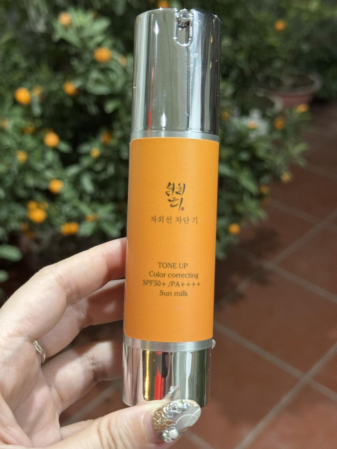 Kem chống nắng Tone up